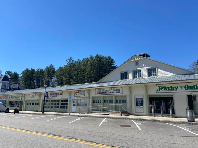 $265,000 | 9 Treetop Circle, Unit 34, Laconia, NH 03246