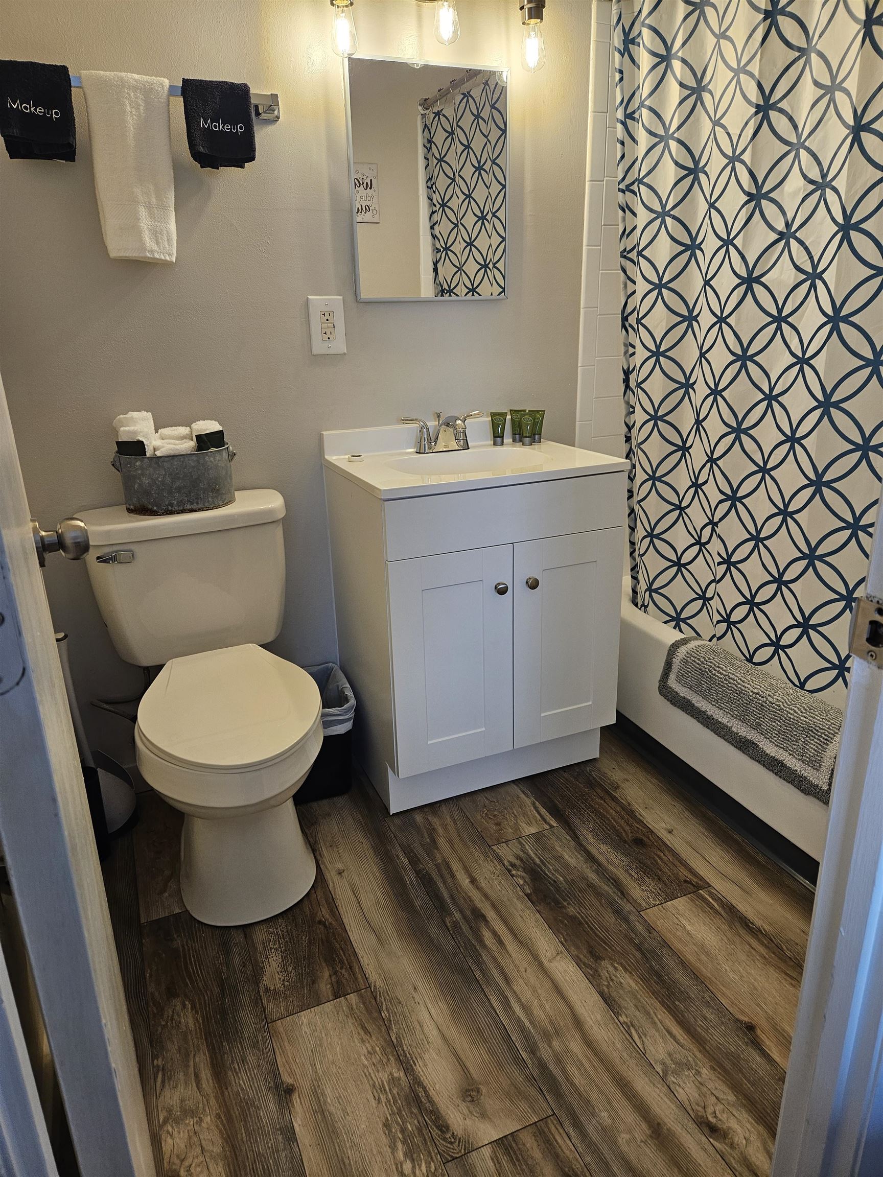 9 Treetop Circle, Unit 34 Laconia, NH 03246 - Photo 3 of 29