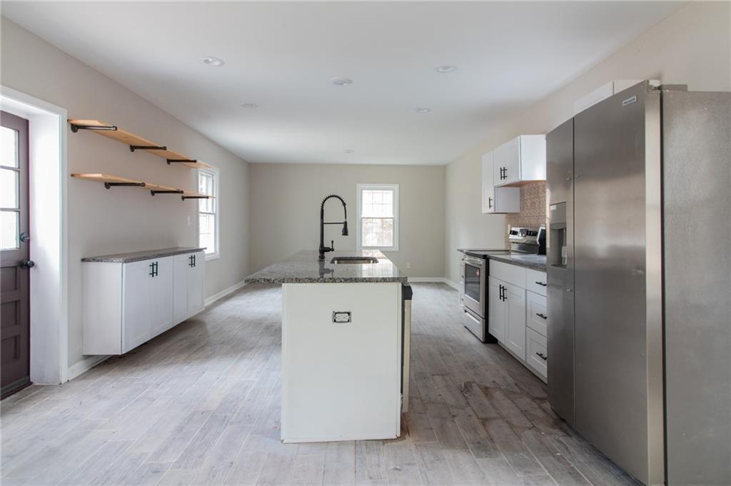 2531 Midway Road Decatur, GA 30030 - Photo 4 of 10 Gallery Image 4