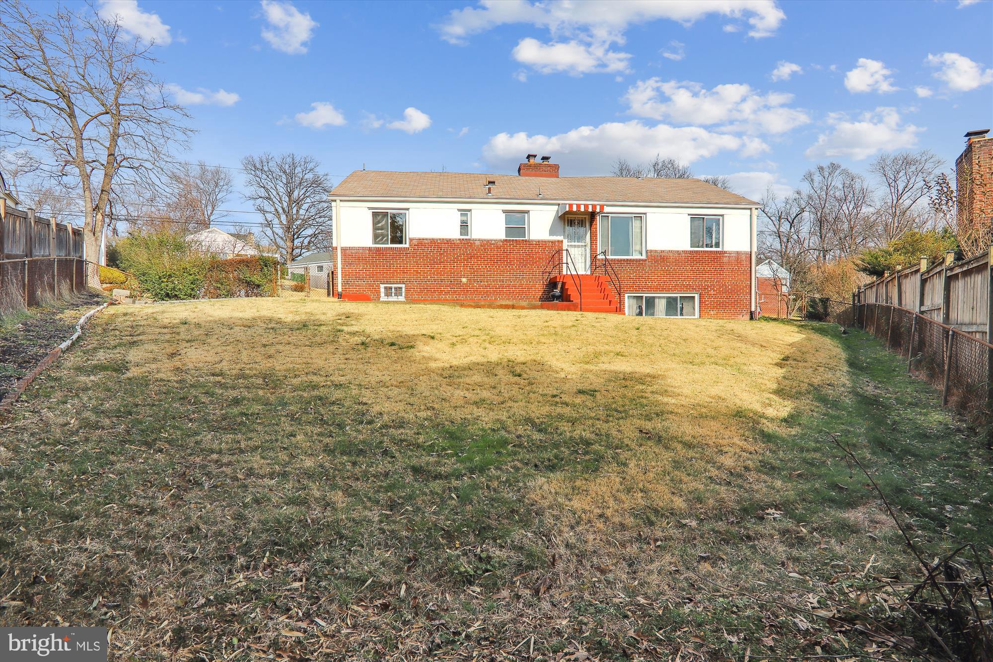 2700 Ross Road Chevy Chase, MD 20815 - Photo 12 of 54 Yard