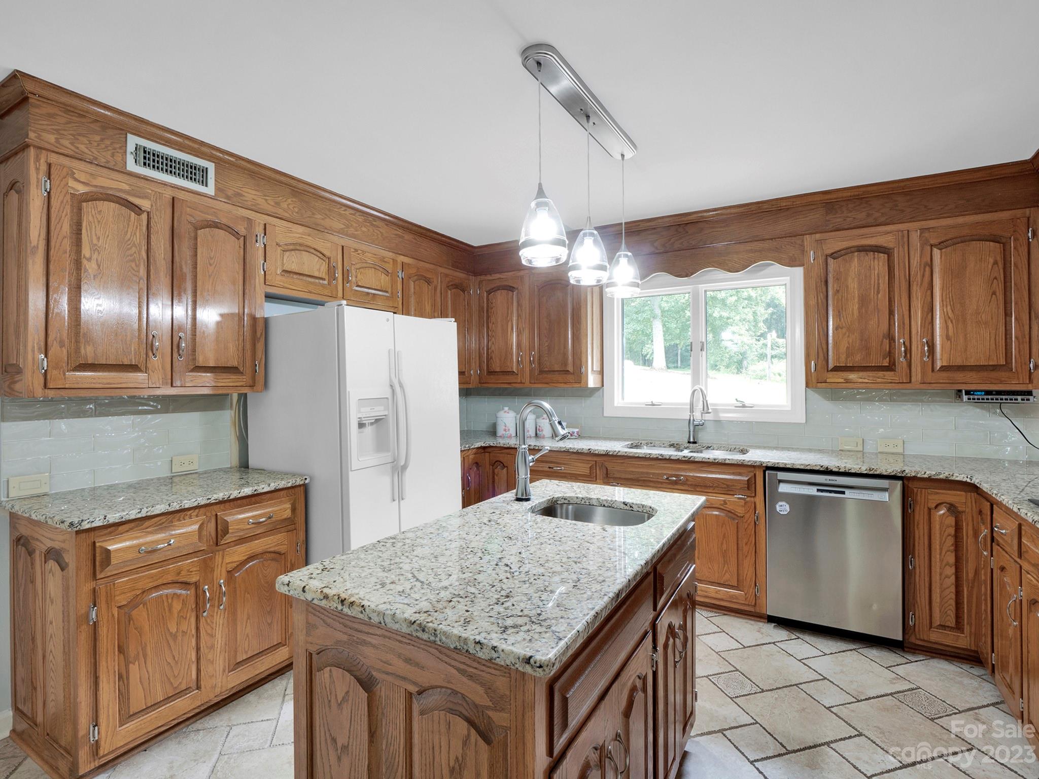 1559 Jarrett Farm Road Newton, NC 28658 - Photo 8 of 45 Gallery Image 8