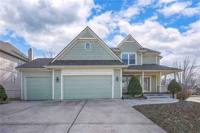 $477,000 | 2205 Southeast Meeting Street, Lee's Summit, MO 64063