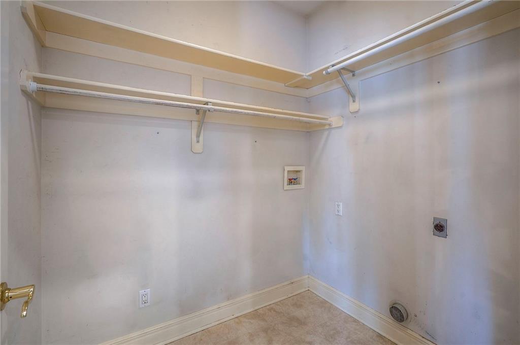 2205 Southeast Meeting Street Lee's Summit, MO 64063 - Photo 36 of 67