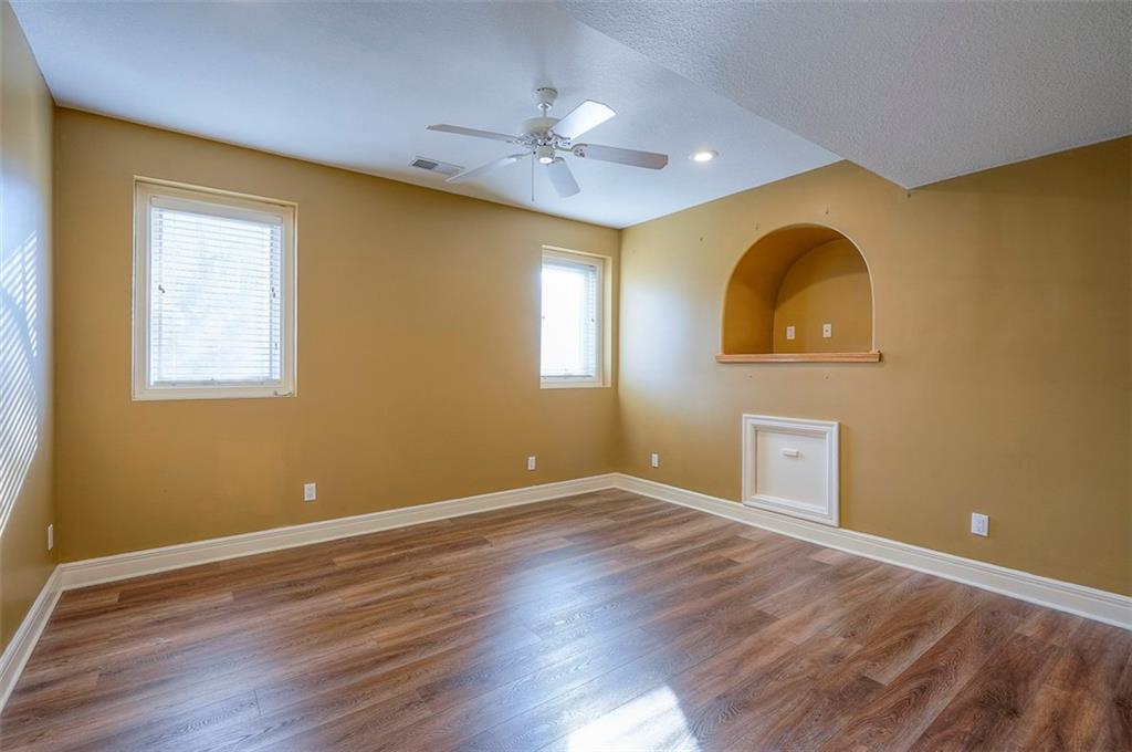 2205 Southeast Meeting Street Lee's Summit, MO 64063 - Photo 63 of 67