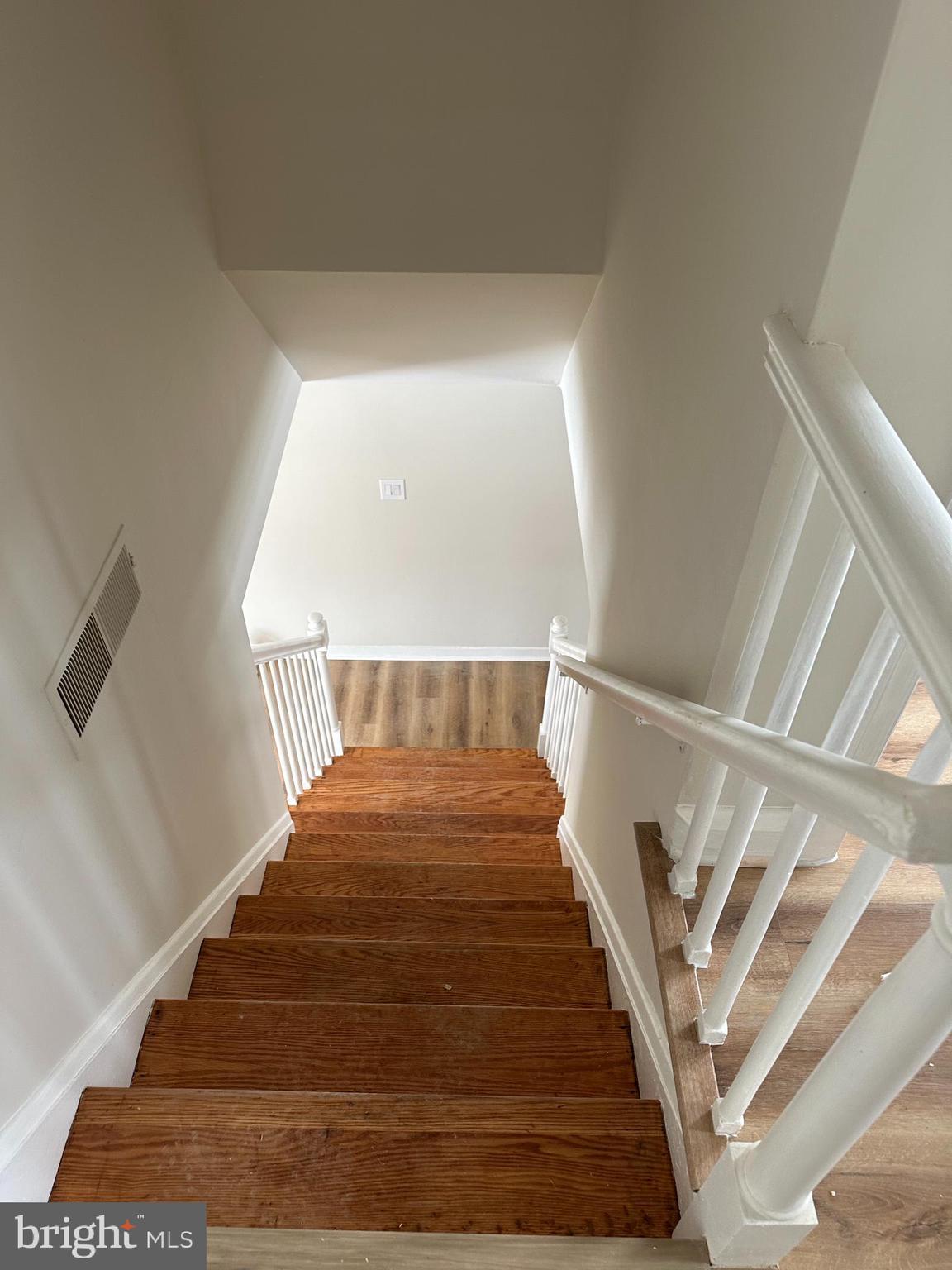 4304 Roberton Avenue Baltimore, MD 21206 - Photo 7 of 11 a view of entryway