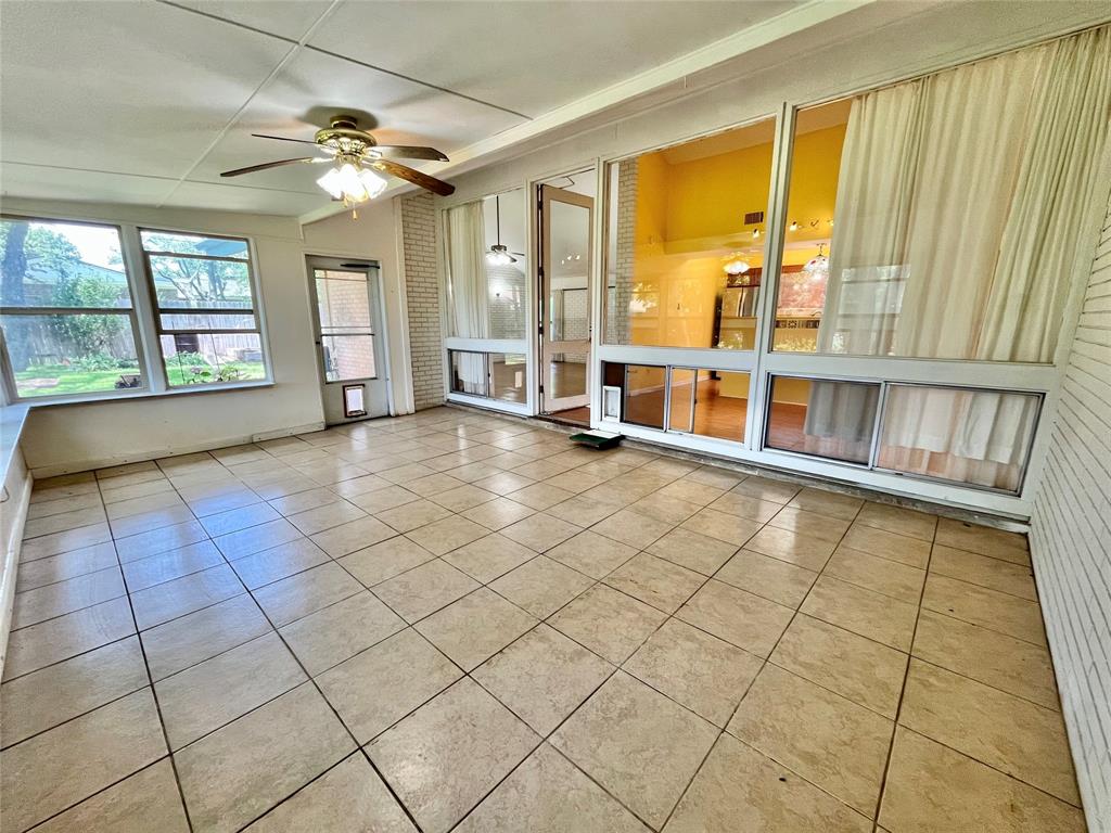 416 Jones Street Hamilton, TX 76531 - Photo 39 of 40 large enclosed patio area