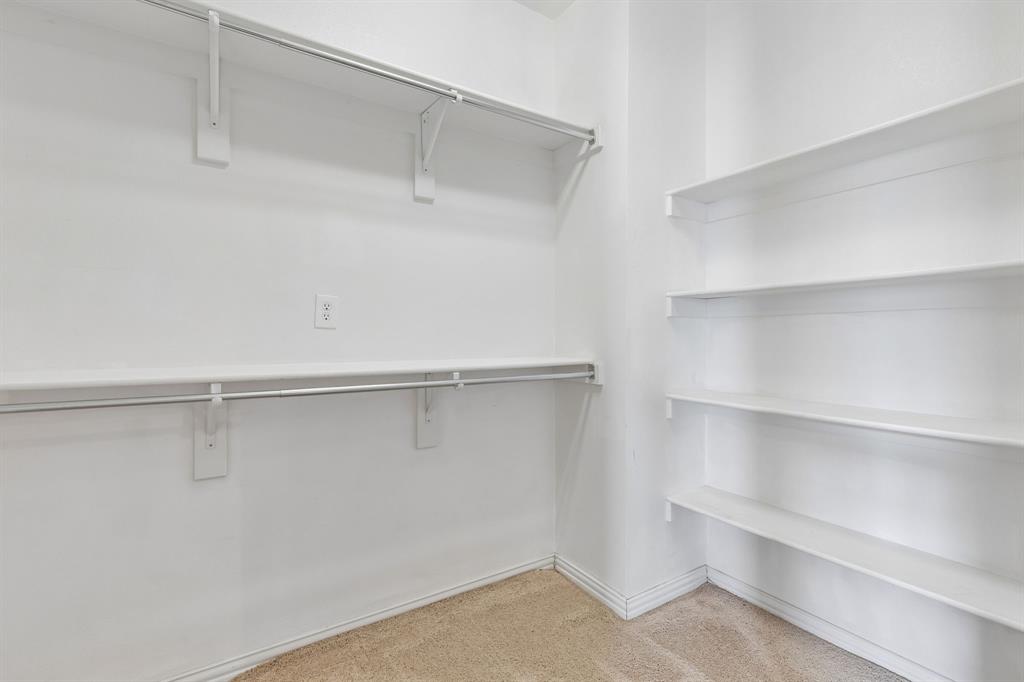 8340 Library Street Frisco, TX 75034 - Photo 14 of 24 Walkin Closet