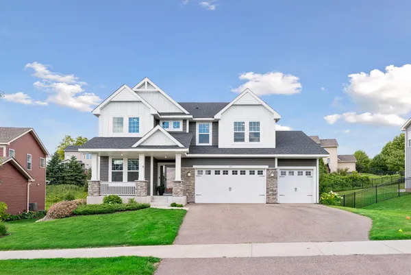 $624,900 | 1710 Bluegrass Trail, Victoria, MN 55386