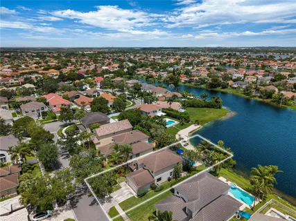 $899,000 | 18451 Northwest 13th Street, Pembroke Pines, FL 33029