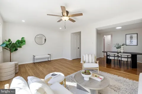 $440,000 | 3922 Tynewick Drive, Unit 10, Silver Spring, MD 20906