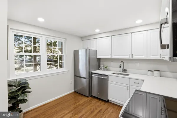 $440,000 | 3922 Tynewick Drive, Unit 10, Silver Spring, MD 20906