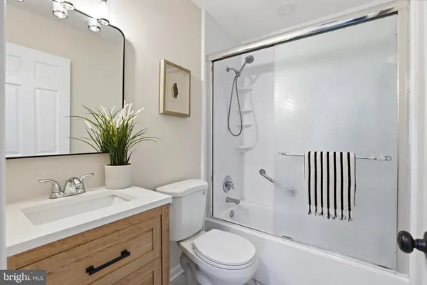 $440,000 | 3922 Tynewick Drive, Unit 10, Silver Spring, MD 20906