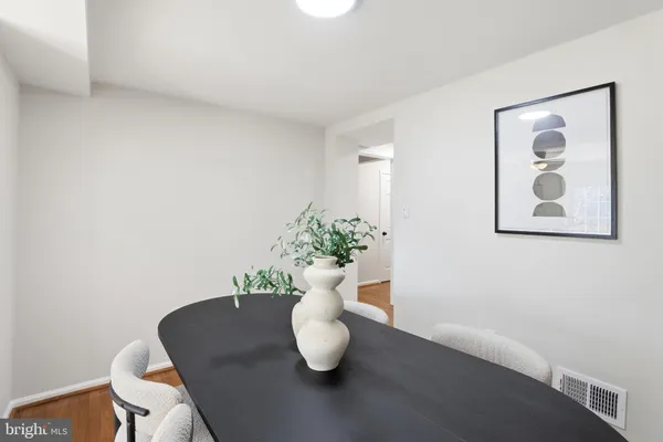 $440,000 | 3922 Tynewick Drive, Unit 10, Silver Spring, MD 20906