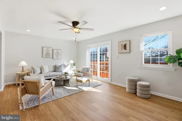 $440,000 | 3922 Tynewick Drive, Unit 10, Silver Spring, MD 20906