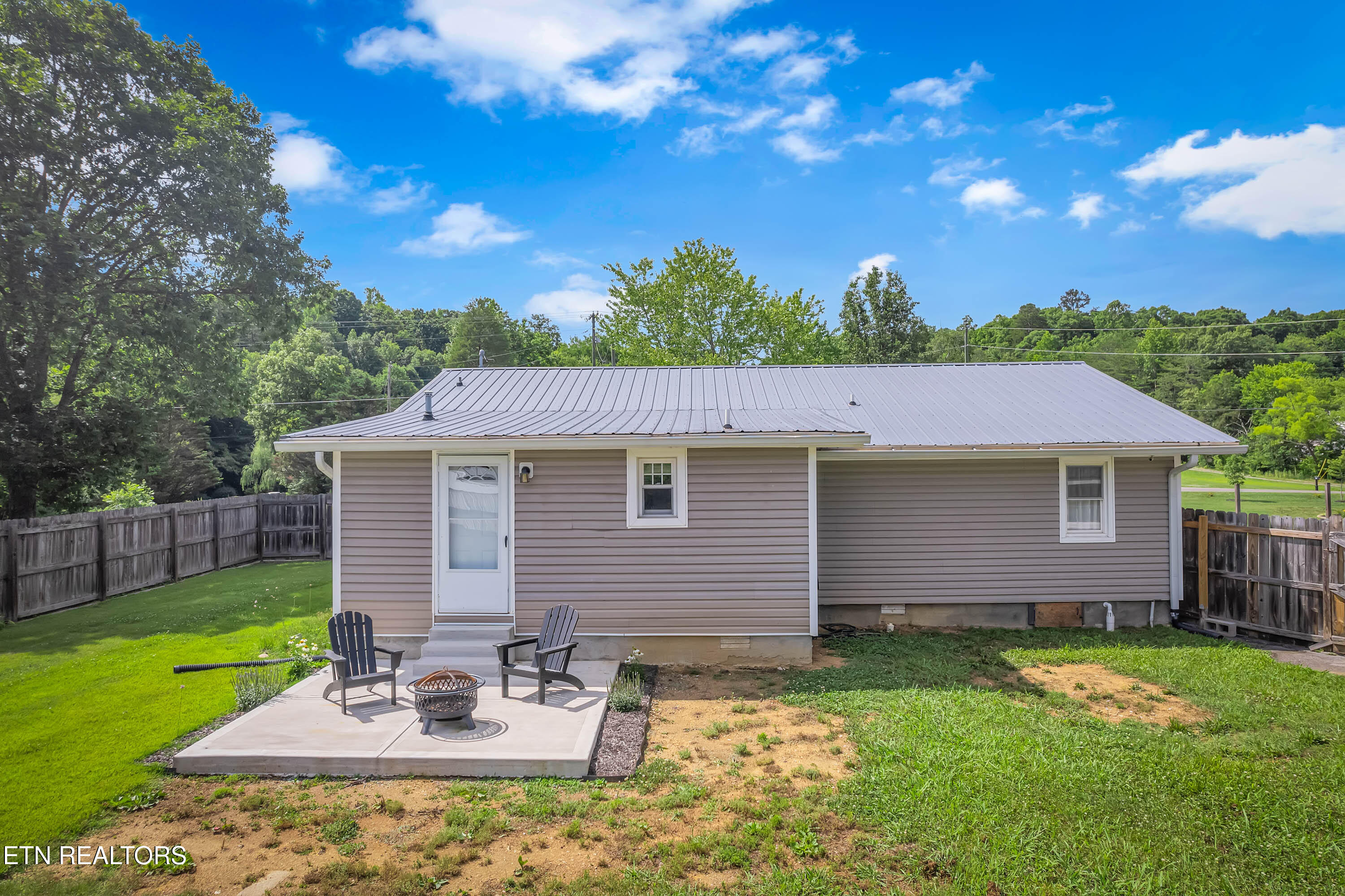 546 Pine Ridge Road Clinton, TN 37716 - Photo 26 of 32 546 Pineridge