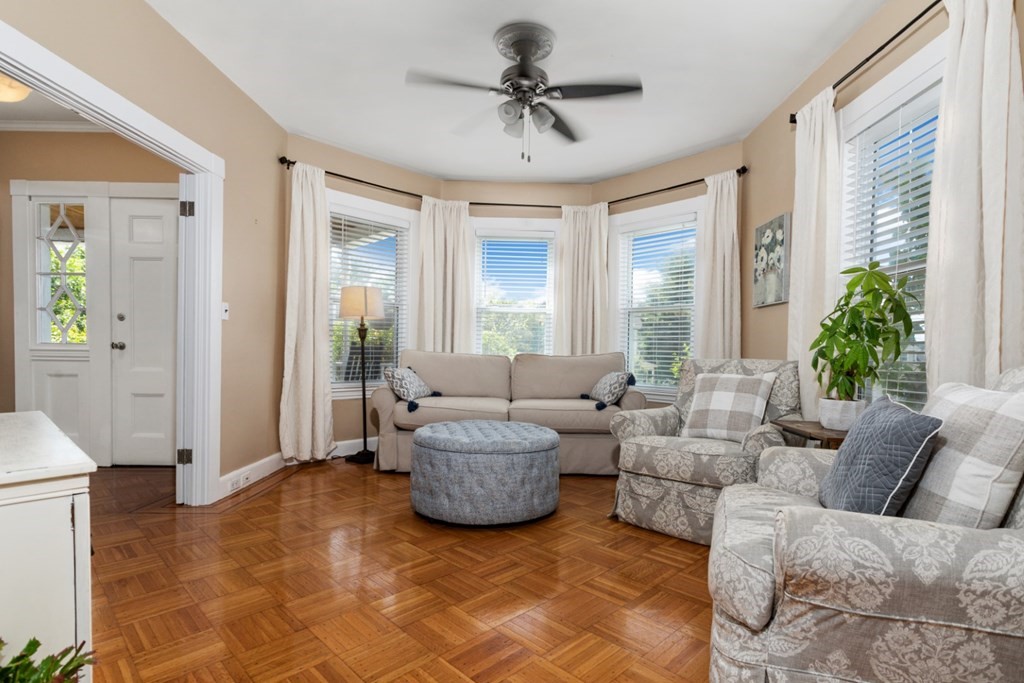 175 Maple Street, Unit 1 Danvers, MA 01923 - Photo 4 of 41 Gallery Image 4