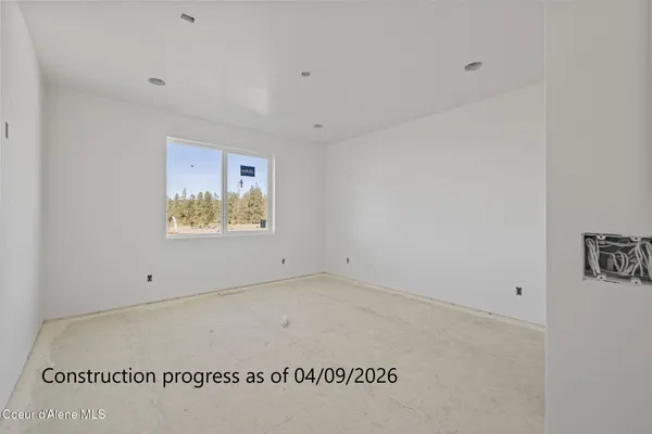 $685,000 | 13379 North Bale Street, Rathdrum, ID 83858