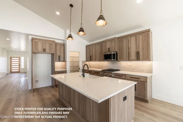 $685,000 | 13379 North Bale Street, Rathdrum, ID 83858