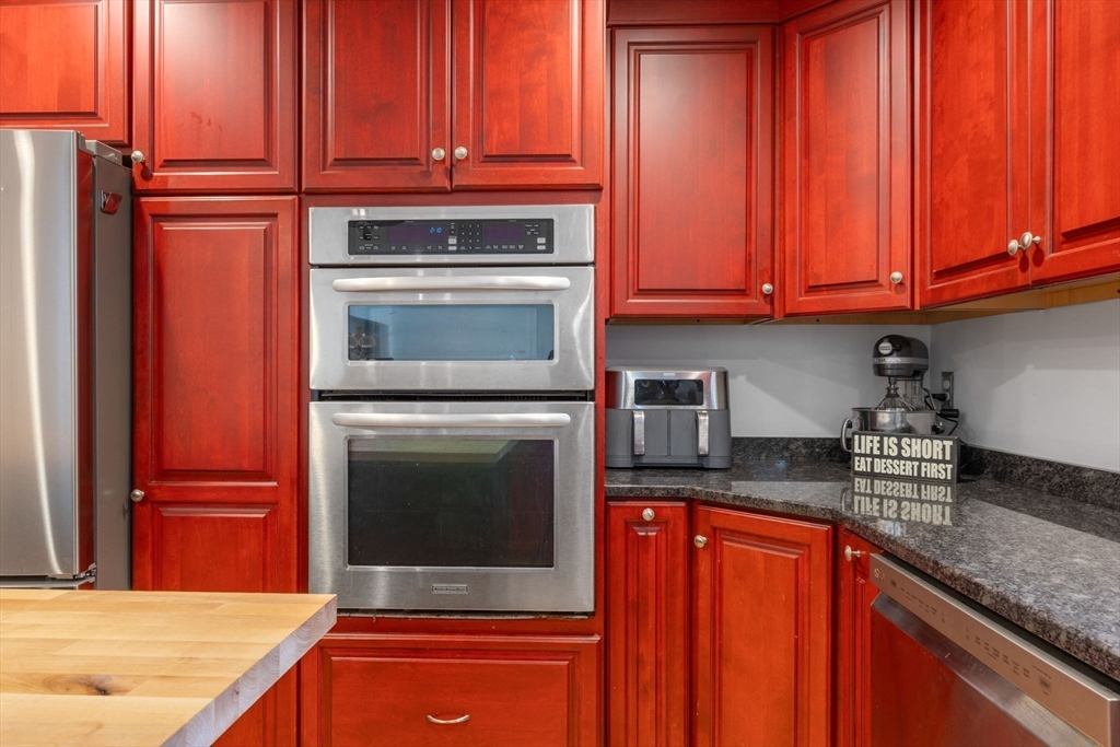 14 Rainbow Lane Mashpee, MA 02649 - Photo 15 of 42