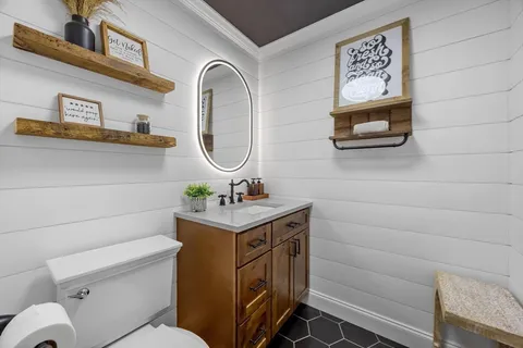 $1,195,000 | 14 Rainbow Lane, Mashpee, MA 02649