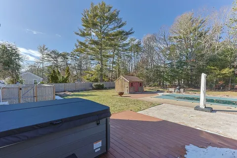 $1,195,000 | 14 Rainbow Lane, Mashpee, MA 02649