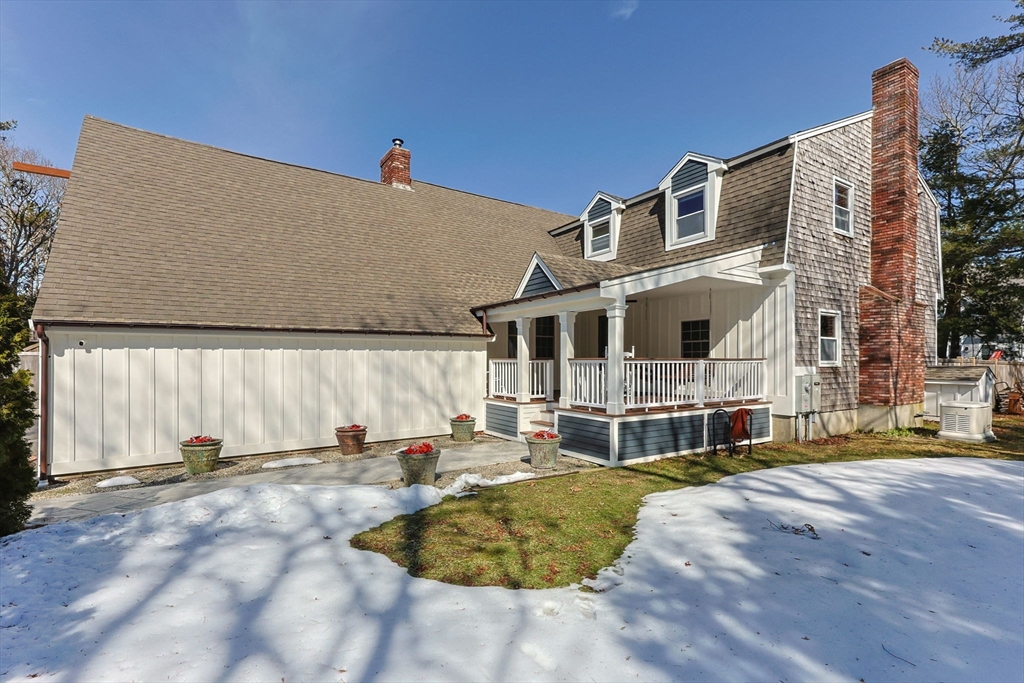 14 Rainbow Lane Mashpee, MA 02649 - Photo 5 of 42