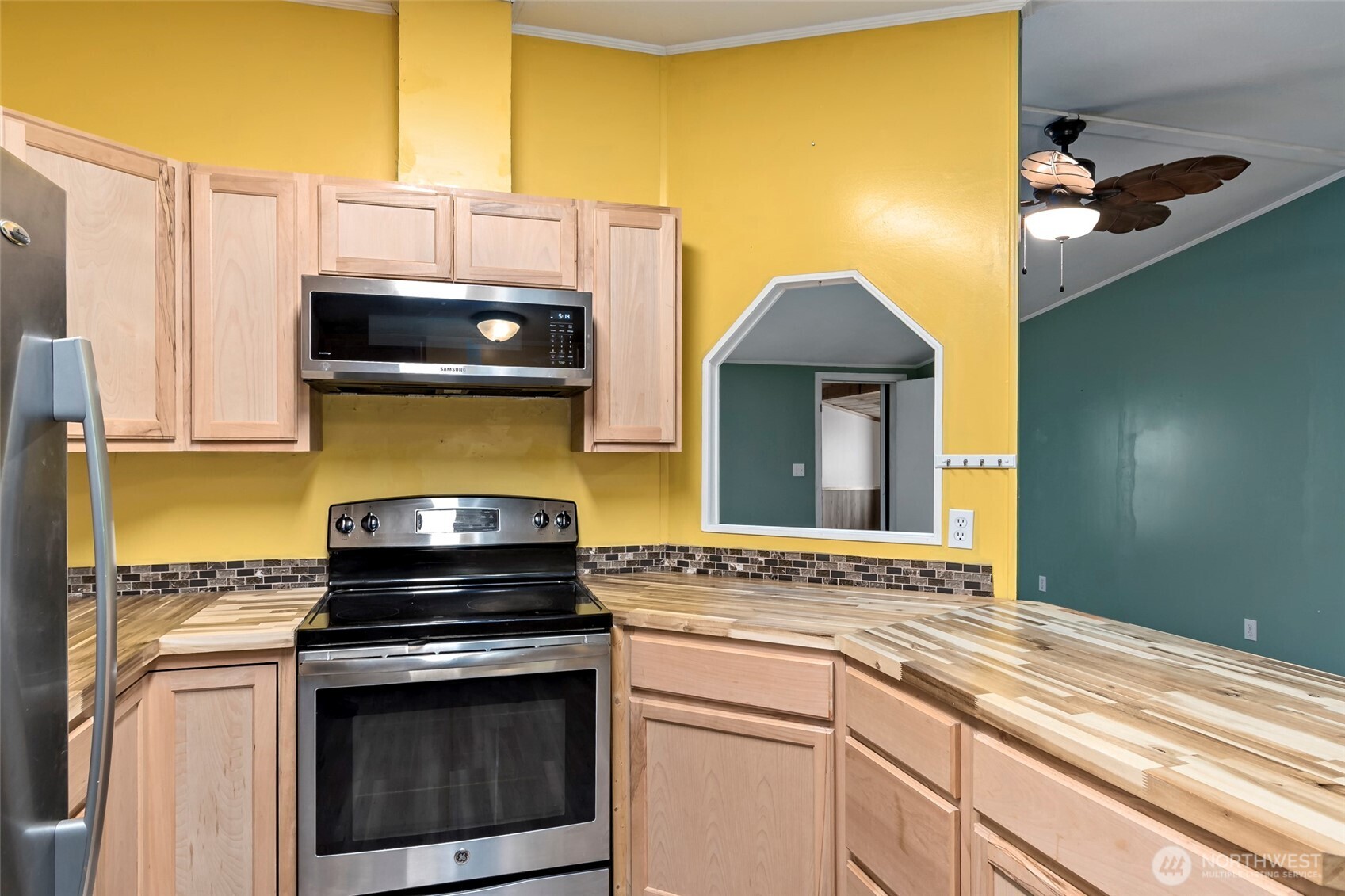 16697 State Rte 20 Coupeville, WA 98239 - Photo 13 of 40