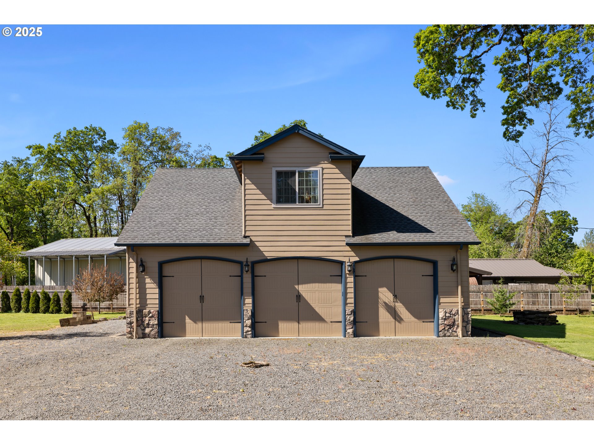12430 South Oak Grove Road Canby, OR 97013 - Photo 30 of 34