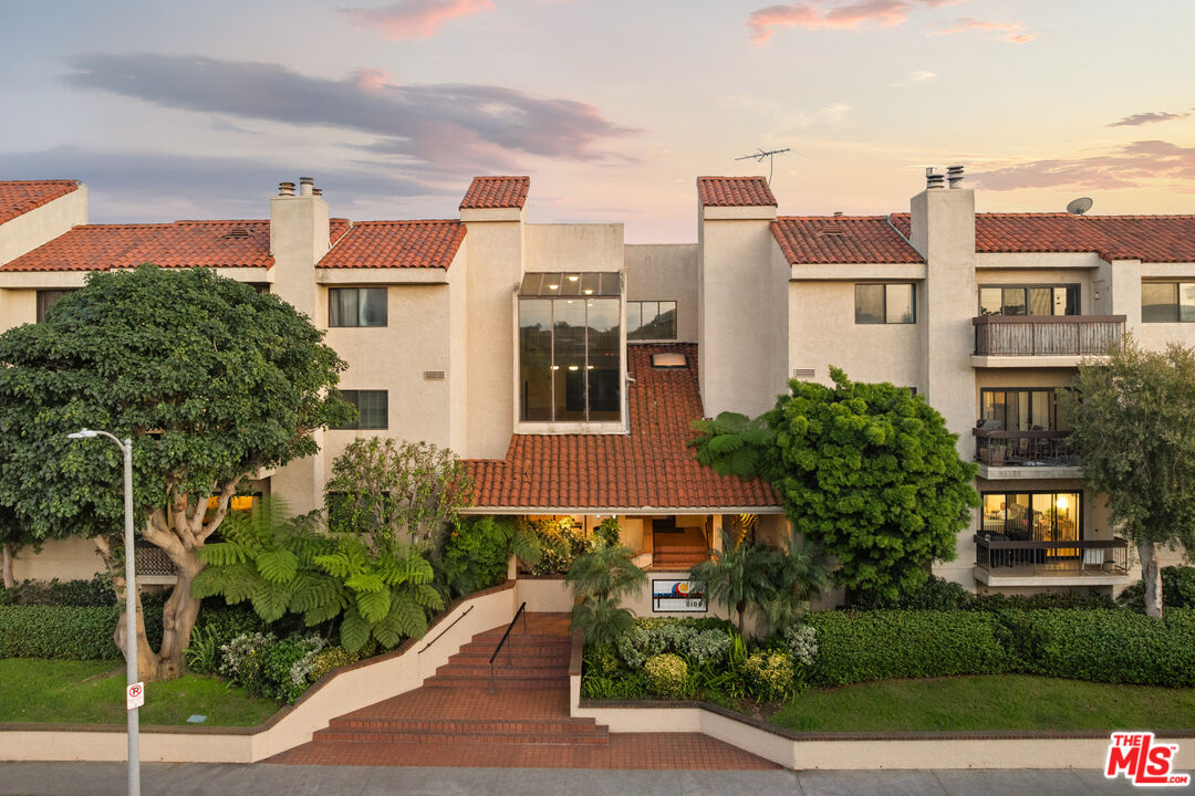 8180 Manitoba Street, Unit 102 Playa del Rey, CA 90293 - Photo 23 of 29