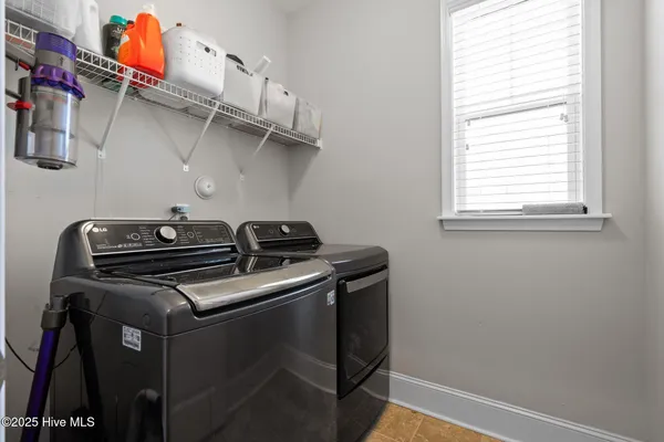 $2,800 | 433 Kerr Lake Road, Aberdeen, NC 28315