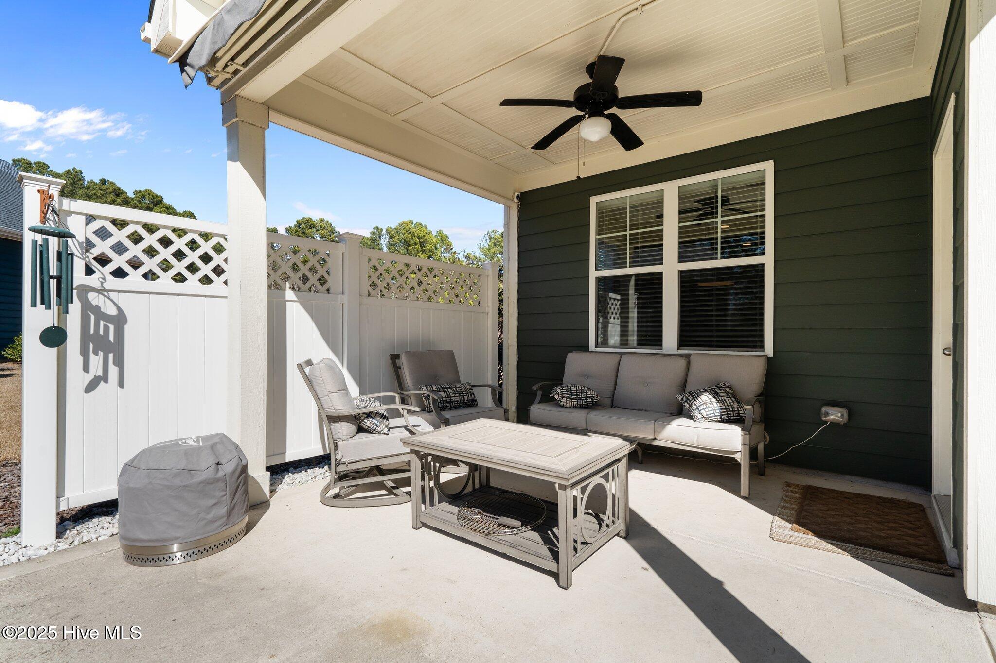 433 Kerr Lake Road Aberdeen, NC 28315 - Photo 24 of 31 433 back patio