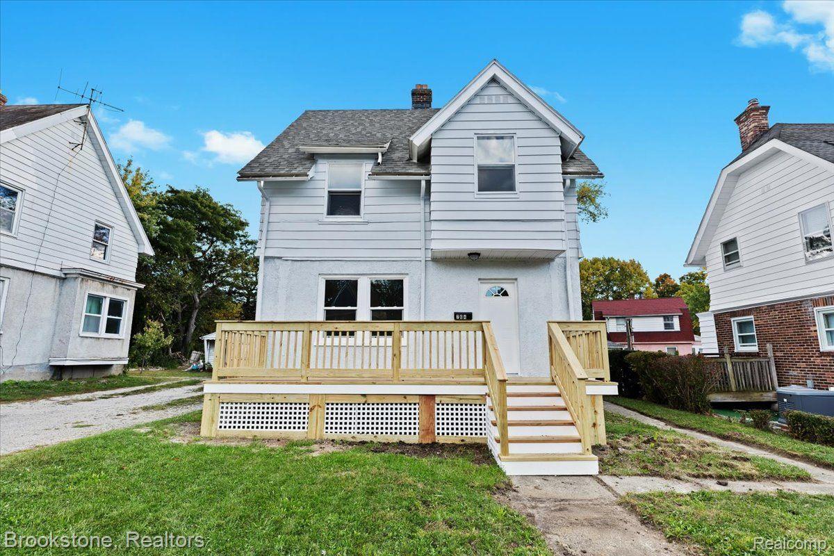 704 Perry Street Pontiac, MI 48342 - Photo 1 of 31 704 N Perry Street