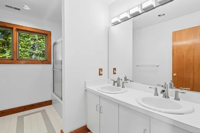 $985,000 | 90 Old Stagecoach Road, Redding, CT 06896