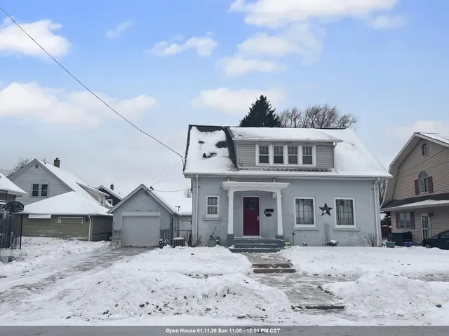 $179,900 | 2708 School Street, Two Rivers, WI 54241