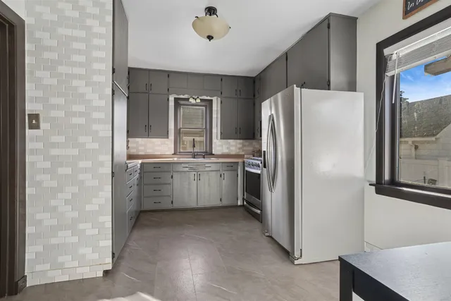 $179,900 | 2708 School Street, Two Rivers, WI 54241