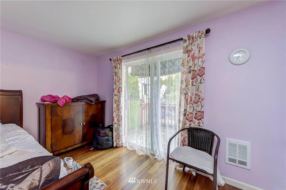17434 128th Avenue Southeast Renton, WA 98058 - Photo 18 of 22 Gallery Image 18