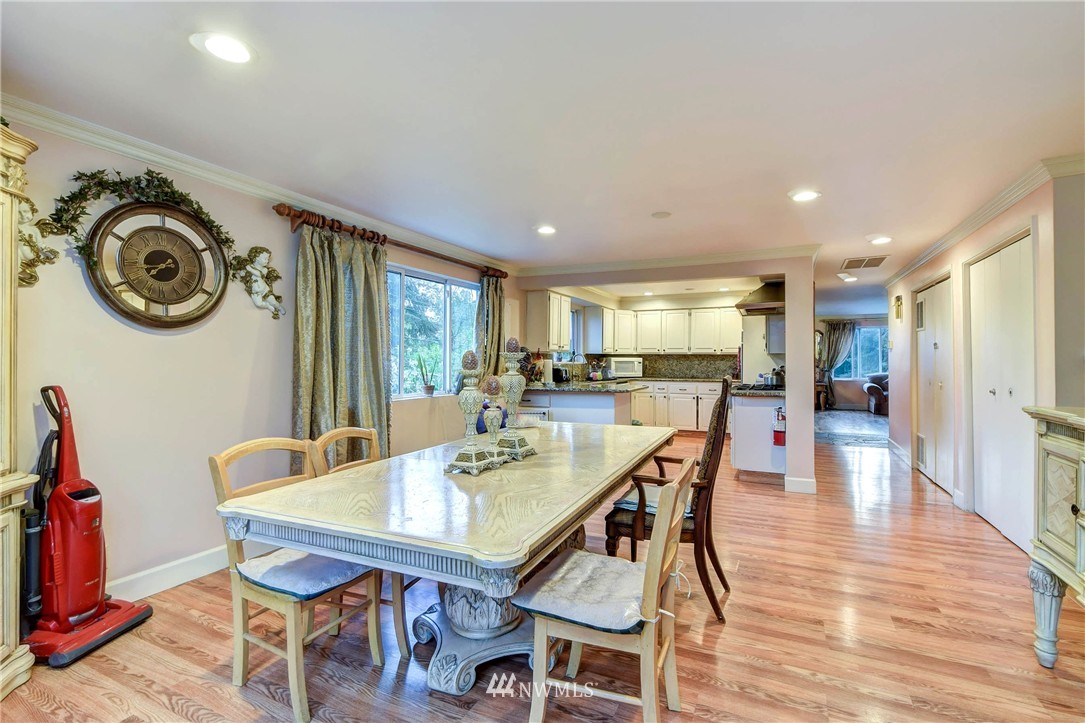 17434 128th Avenue Southeast Renton, WA 98058 - Photo 20 of 22 Gallery Image 20