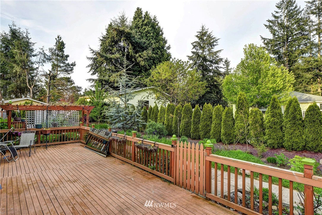 17434 128th Avenue Southeast Renton, WA 98058 - Photo 4 of 22 Gallery Image 4
