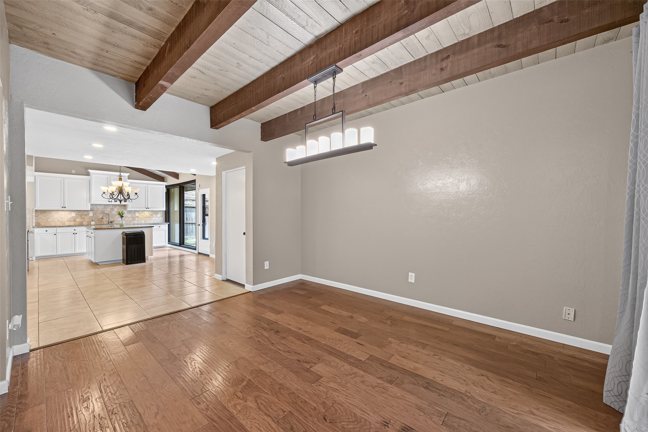 23610 Creekview Drive Spring, TX 77389 - Photo 10 of 43