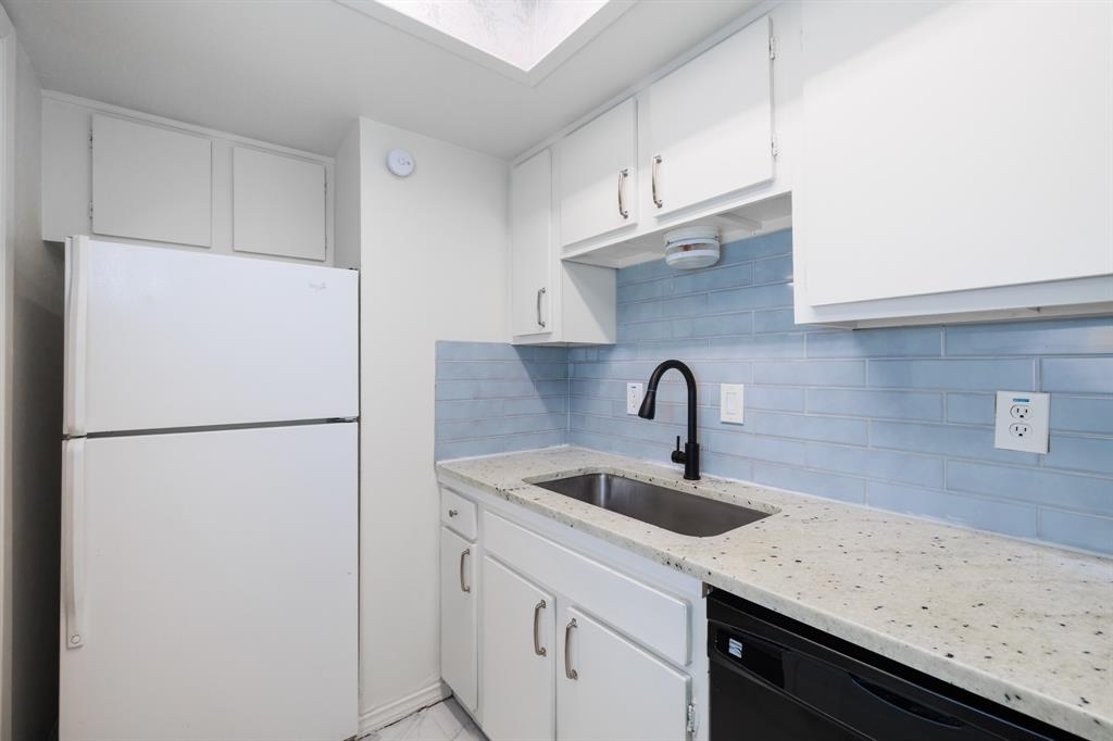 12810 Midway Road, Unit 1033 Dallas, TX 75244 - Photo 13 of 23