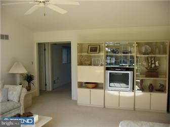 408 Gibraltar Road Reading, PA 19606 - Photo 7 of 12 Living Room