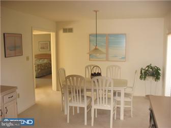 408 Gibraltar Road Reading, PA 19606 - Photo 10 of 12 Dining Room