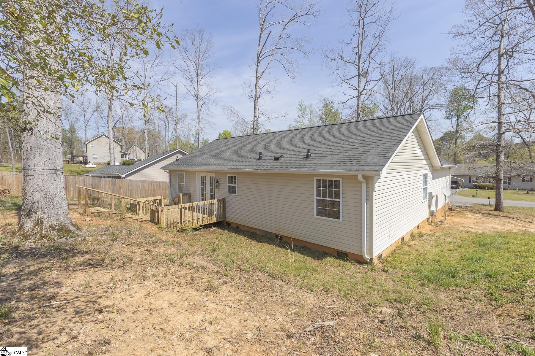 107 Brookside Circle Honea Path, SC 29654 - Photo 9 of 43
