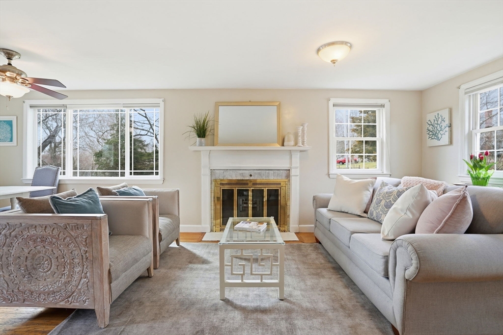 44 Kane Drive Scituate, MA 02066 - Photo 3 of 26