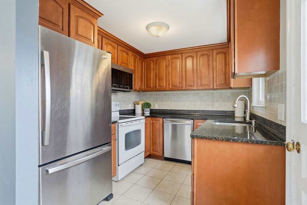 44 Kane Drive Scituate, MA 02066 - Photo 7 of 26