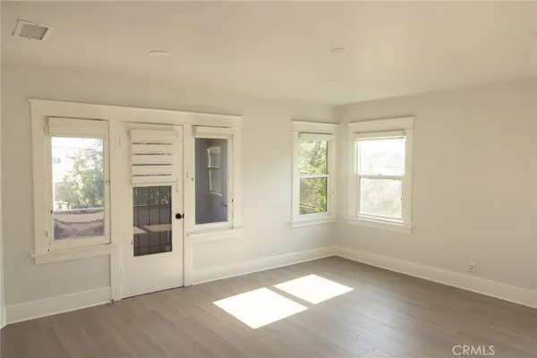 $3,250 | 4345 1/2 Burns Avenue, Los Angeles, CA 90029
