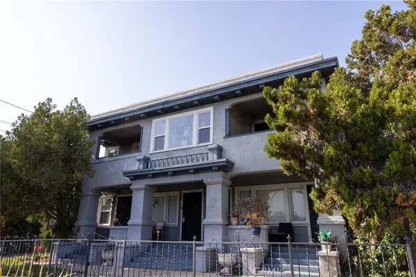 $3,250 | 4345 1/2 Burns Avenue, Los Angeles, CA 90029
