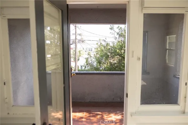 $3,250 | 4345 1/2 Burns Avenue, Los Angeles, CA 90029