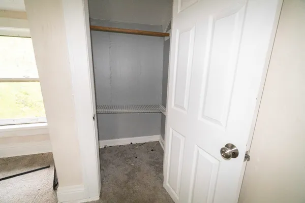 a view of a garage