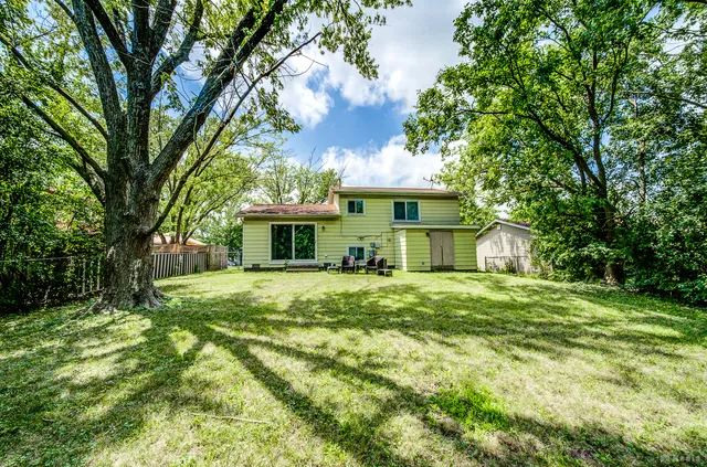 $187,500 | 17651 Hillcrest Drive, Country Club Hills, IL 60478